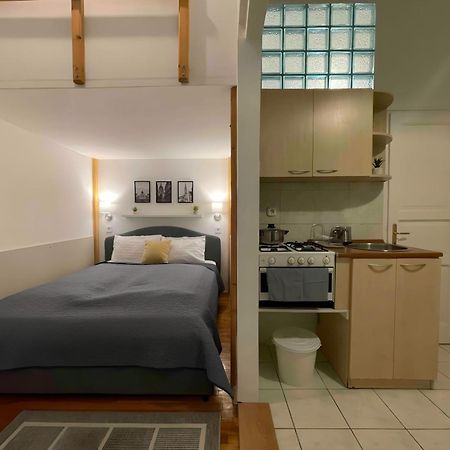 R172 Elitehost Raday Studio Apartment بودابست المظهر الخارجي الصورة