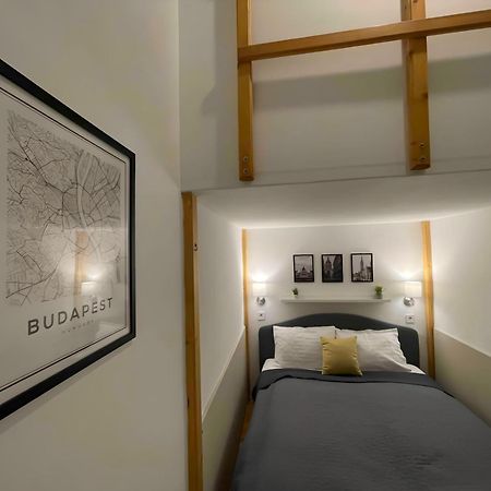 R172 Elitehost Raday Studio Apartment بودابست المظهر الخارجي الصورة