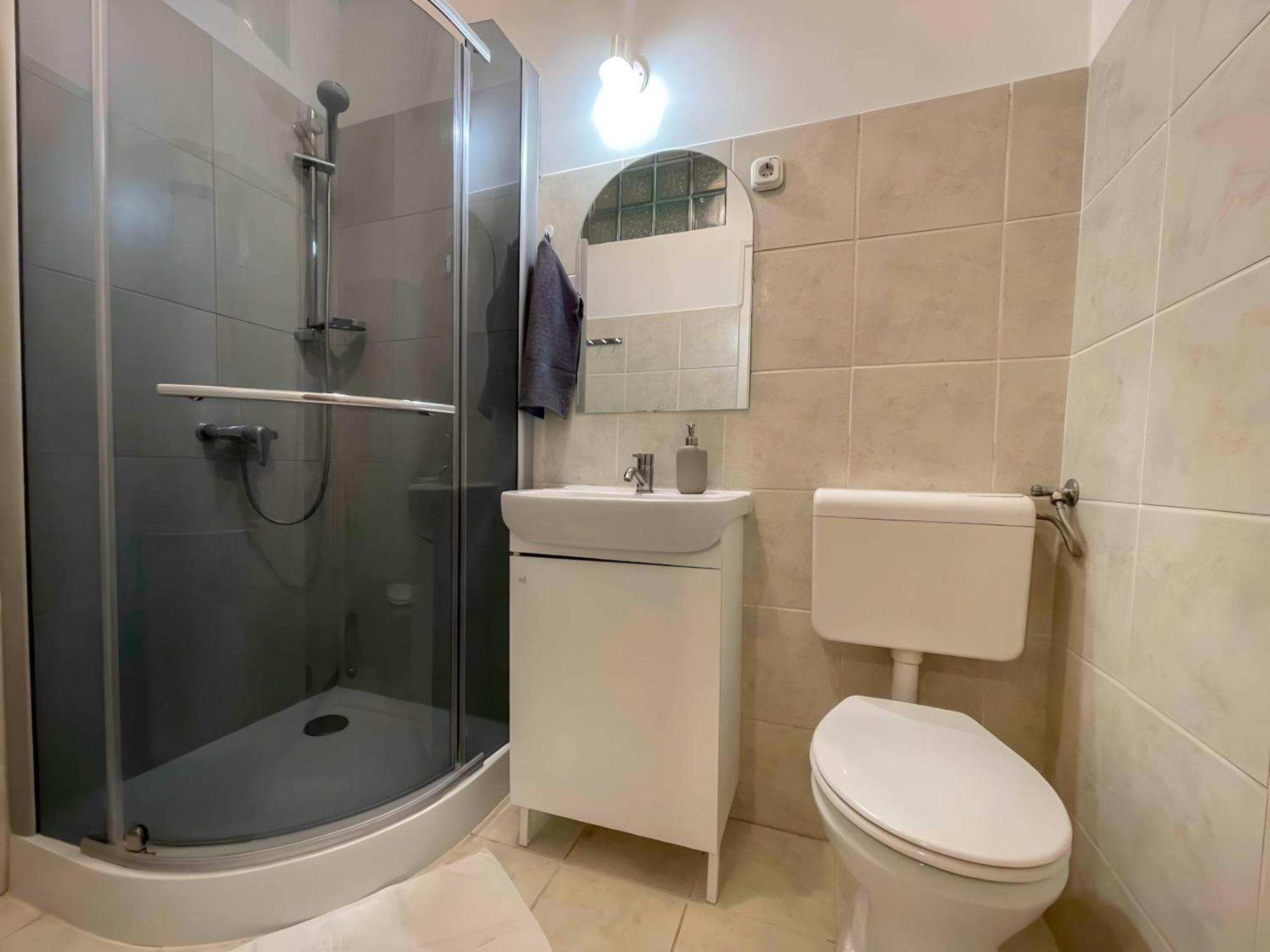 R172 Elitehost Raday Studio Apartment بودابست المظهر الخارجي الصورة